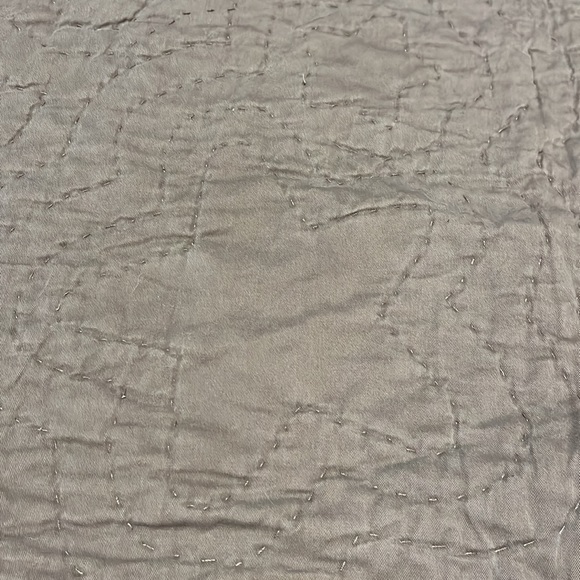 Pottery Barn Kids Brown Star Quilt Size 35 x 50 - Picture 4 of 5